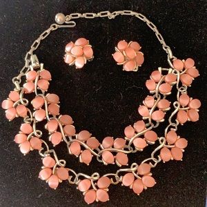 Vtg Pink stone 3 piece necklace, bracelet, & earrings set SilverTone guc clipon